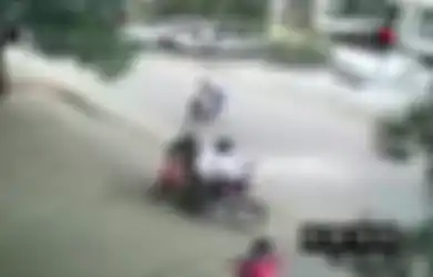 Viral Lewat WhatsApp, Video Eksperimen Sosial Penculikan Anak ini Memicu Kerusuhan Mematikan di India