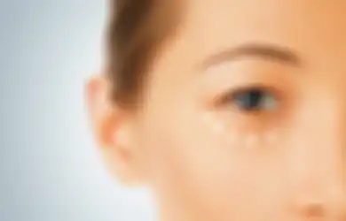 4 Eye Cream Lokal Murah The Best Buat Atasi Mata Panda. Makin Fresh!