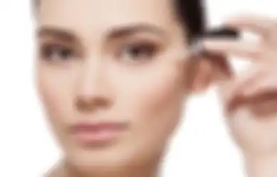 4 Kesalahan Memakai Serum, Bukannya Glowing Malah Bikin Kusam