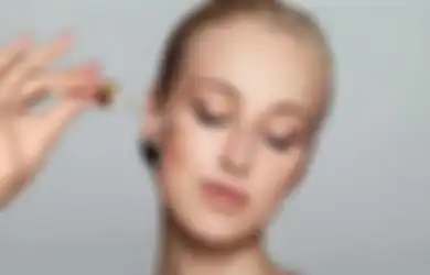 Tren Skincare 2025, Ini Pilihan Serum yang Bikin Kulit Kamu Kencang dan Glowing