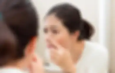 Bukan Pore Strips, Ini 3 Bahan Alami Atasi Komedo dengan Cepat!