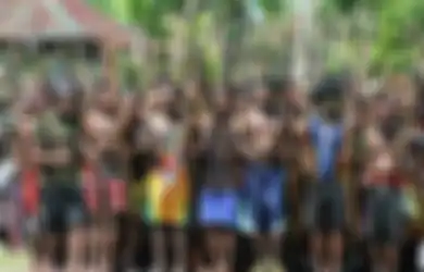Tambang Freeport: Sebuah Ironi Perampasan Gunung Suci Milik Suku Amungme