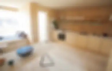 Mau Furnitur Kayu Selalu Mengilap? Jauhkan dari Sengatan Panas Matahari, Ini Trik Lainnya!