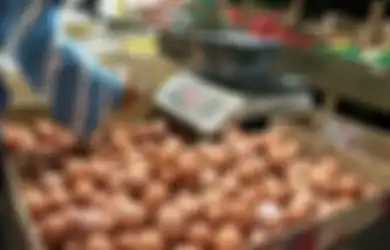 Daya Beli Masyarakat Turun Drastis Imbas Harga Sembako Telur Ayam Naik, Distributor Kesulitan Jual ke Pasaran, Dari 40 Peti Kini hanya 20 Peti per Hari!