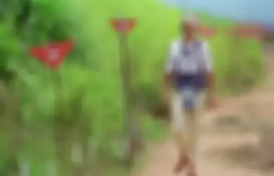 Tanpa Rasa Takut, Putri Diana Lewati Ladang Ranjau Aktif, Tujuannya Sangat Mulia