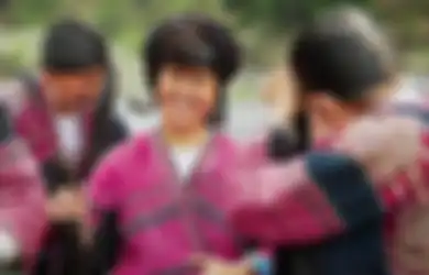 Pernah Dianggap Suci dan Tak Biarkan Siapa pun Menyentuhnya, Inilah Rahasia Rambut Cantik Wanita China