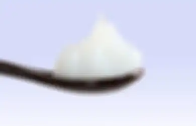 Banyak Manfaatnya, Begini 5 Cara Menggunakan Petroleum Jelly!