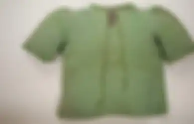 Berkat Sweater Sederhana Ini, Gadis Cilik Ini Selamat dari Holocaust