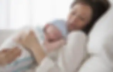 Melahirkan Normal atau Sesar Sama Saja, Sama-sama Pahlawannya: Ini Kelebihan dan Risiko Masing-masing