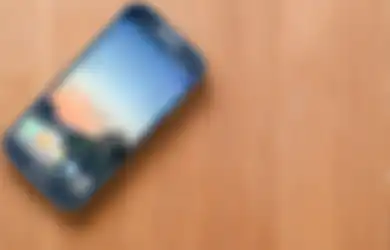 Dulunya Idola, Sekarang Harga HP Samsung Bekas ini Cuma Rp 500 Ribu!