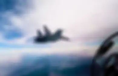 China Makin Sibuk, Selain Hadapi AS yang Kirimkan Kapal Penghancur di Laut China Selatan, Militernya Harus Siapkan Lebih Banyak Jet Tempur untuk Dikirim Karena Ketegangan Dengan India Meningkat, Sinyal Perang?