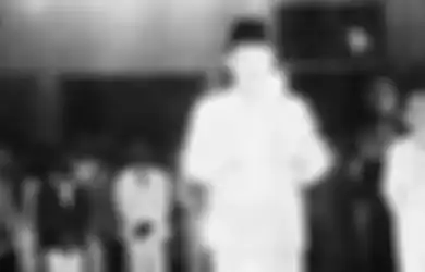 Jadi Kenangan Bersejarah dan Saksi Bisu Kemerdekaan Indonesia, Ini Cerita di Balik Foto Upacara Proklamasi 17 Agustus 1945 yang Tak Banyak Diketahui, Simak Kisahnya!