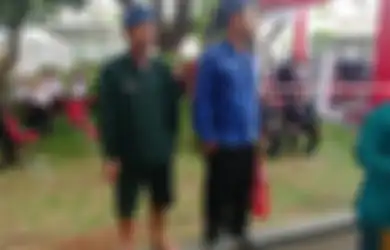 Tanpa Alas Kaki Pria Ini Datang ke Istana Negara Untuk Ikut Upacara Kemerdekaan