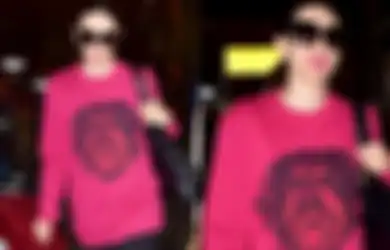 Bak Miliki Kecantikan Abadi Meski Usia Hampir Capai Kepala Lima, Karisma Kapoor Bagikan Rahasia Awet Mudanya yang Tak Pernah Luntur!