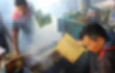 Sate Dibakar Dengan Arang Rasanya Lebih Nikmat, Kenapa Bisa Begitu?