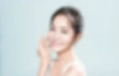 Bikin Wajah Cerah dengan Krim Pagi di Bawah 70 Ribu ala Kim Sejeong