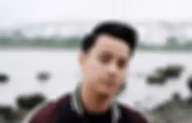 Billy Davidson Unggah Foto Masa Kecil, Dibilang Mirip Seleb Korea!