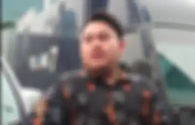 Sempat Dicap Tak Punya Modal Saat Nikahi Muzdalifah, Nassar Kini Bagi-bagi Uang kepada Seribu Anak Yatim  di Hotel Mewah