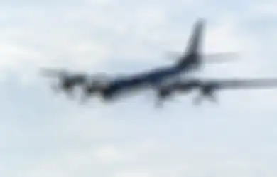 Kisah Pengebom Uzur TU-95 Rusia  yang Bikin Amerika Panik Sampai Mengirim Jet Siluman F-22