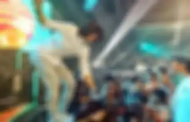 Sosok Wanita Pucat Misterius Terekam Kamera di Konser Sheila On 7, Benarkah Makhluk Gaib?