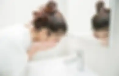 Ini 5 Efek Mencuci Muka Cuma Pakai Air Saja, Apakah Lebih Bagus? Simak