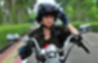 Ini Alasan Polisi Larang Pengendara Sepeda Motor Pakai Sendal Jepit!