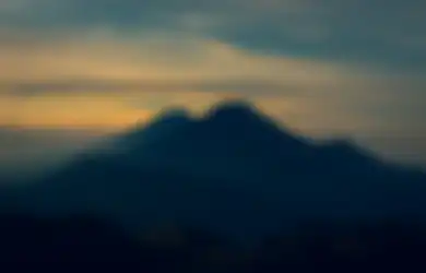 Prau, Tempat Sunrise Terbaik di Jawa Tengah? Foto-foto Ini Beri Bukti