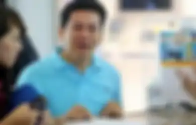 Kisah Pria Vietnam Rugi Besar Beli iPhone di Singapura untuk Pacarnya