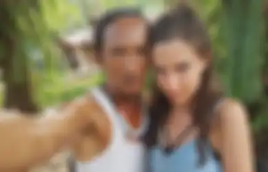 Berambut Gondrong dan Tinggal di Gua, Pria Ini Sanggup Pikat Puluhan Turis Cantik Untuk Dikencaninya Sekali Ketemu, Ternyata Begini Rayuan Mautnya Sampai Bisa Taklukan Hati Turis
