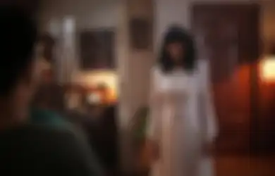 Ketika Luna Maya Kunjungi Kamar Mistis Suzzanna, Bagaimana Rasanya?