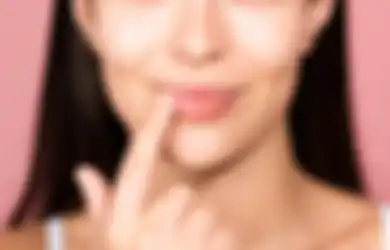 Bisa Fatal, Inilah 4 Kesalahan Saat Melakukan Scrub Bibir, Perhatikan