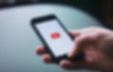 Mulai Sekarang Jangan Suka Buka Aplikasi Ketika Handphone Dicharge, Ternyata Bisa Bikin Batrai Ponsel Boros loh