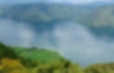 Tewaskan Seorang Penambang di Kawah Ijen, Ternyata Tsunami Juga Bisa Terjadi di Danau-danau Wisata Ini, Salah Satunya Dikunjungi 50 Ribu Orang saat Lebaran