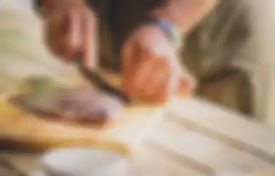 Siapa Sangka Kulit Jeruk dan Cuka Bermanfaat Untuk Hilangkan Bau Amis pada Peralatan Masak, Ikuti Langkah-langkahnya!