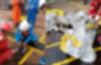 Lion Air JT 610 Jatuh, Ini Foto & Video Penemuan Puing dan Barang Penumpang oleh Basarnas di Perairan Karawang