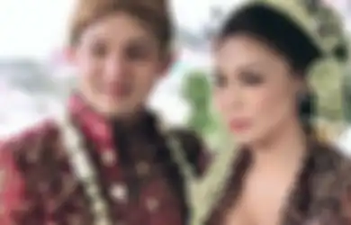 Tak Hanya Lihai di Sirkuit Balap, Pembalap Ini Juga Mahir Pikat Hati Sederet Artis Cantik dengan Pesonanya, Berakhir Nikahi Anak Mantan Menteri dan Kini Banting Setir Jadi DPR RI