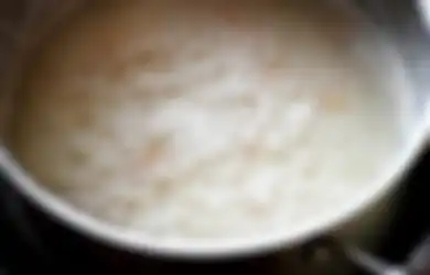 Dapatkan Manfaat Air Beras untuk Pertumbuhan Rambut, Gini Caranya!