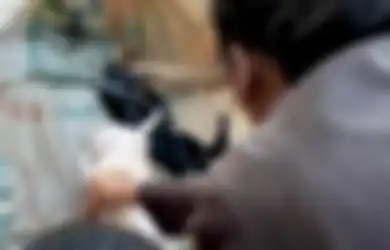Kambingnya Lahirkan Makhluk 'Setengah Babi Setengah Manusia', Petani Ini Takut Akan Jadi Kutukan
