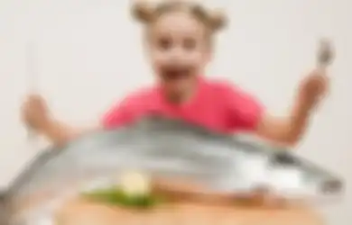 Ikan Memang Punya Banyak Manfaat, Tapi Jika Bayi Anda Alami 3 Hal ini, Maka Dia Tidak Boleh Memakannya