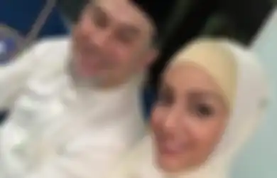 Sedang Cuti Medis, Sultan Malaysia Malah Kedapatan Menikah dengan Miss Moscow yang Jadi Mualaf