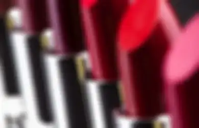 5 Warna Lipstik yang Akan Jadi Tren di Tahun 2021. Cewek Harus Punya!
