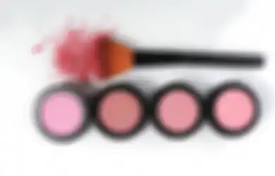 Wajib Punya! 3 Warna Blush On Ini Cocok untuk Semua Warna Kulit!