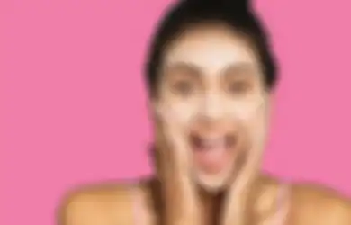 Jangan Scrub Wajah Saat Kulit Alami 3 Hal Ini, Bikin Kulit Rusak!