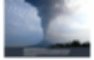 Astaga! Gunung Soputan Sudah Erupsi Tiga Kali Sejak Dini Hari!
