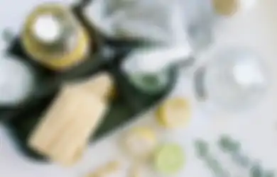 Lihat yang Akan Terjadi! Tuangkan Sabun Cuci Piring ke Mangkok Tahan Panas dan Diamkan di Microwave