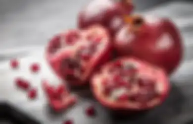 Para Pria se-Indonesia Menyesal Kalau Baru Tahu Sekarang, Buah Delima Ini Ternyata Bisa Sembuhkan Masalah Kejantanan Anda! Ini Manfaat Lainnya untuk Kesehatan