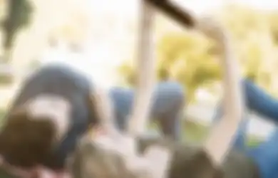 Ini Alasan Pasangan yang Benar-benar Bahagia Jarang Mengunggah Kebersamaan Mereka di Media Sosial