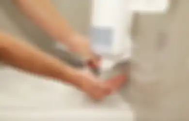 Sangat Dibutuhkan di Rumah selama Pandemi Covid-19, Jangan Salah Menggunakan Antiseptik dan Disinfektan Ya..