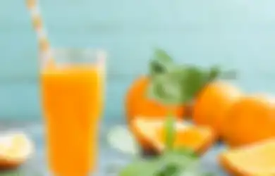 Hobi Minum Jus Jeruk? Awas Penyakit Berbahaya Ini Bisa Mengintai!