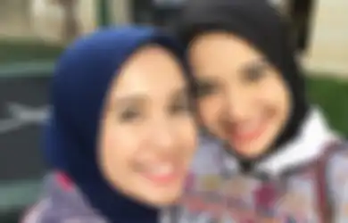 Rela Pijiti Kaki Zaskia Sungkar yang Tengah Hamil 7 Bulan, Laudya Cynthia Bella Ungkap Permohonan Maafnya Karena Hal Ini